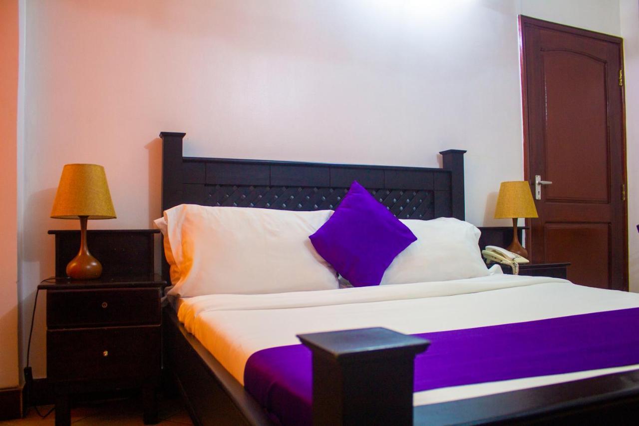 New Hotel Aquiline 아루샤 외부 사진