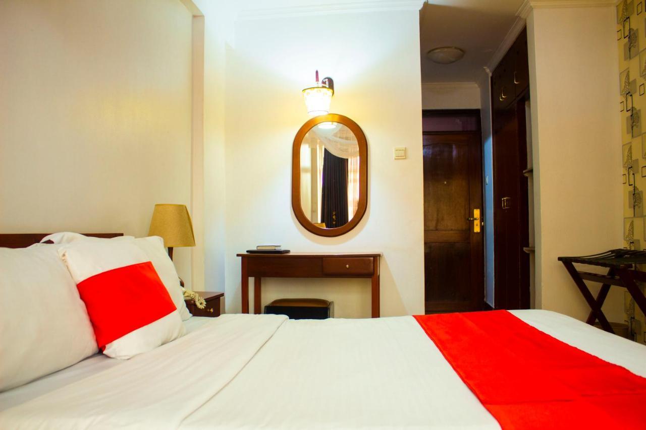 New Hotel Aquiline 아루샤 외부 사진