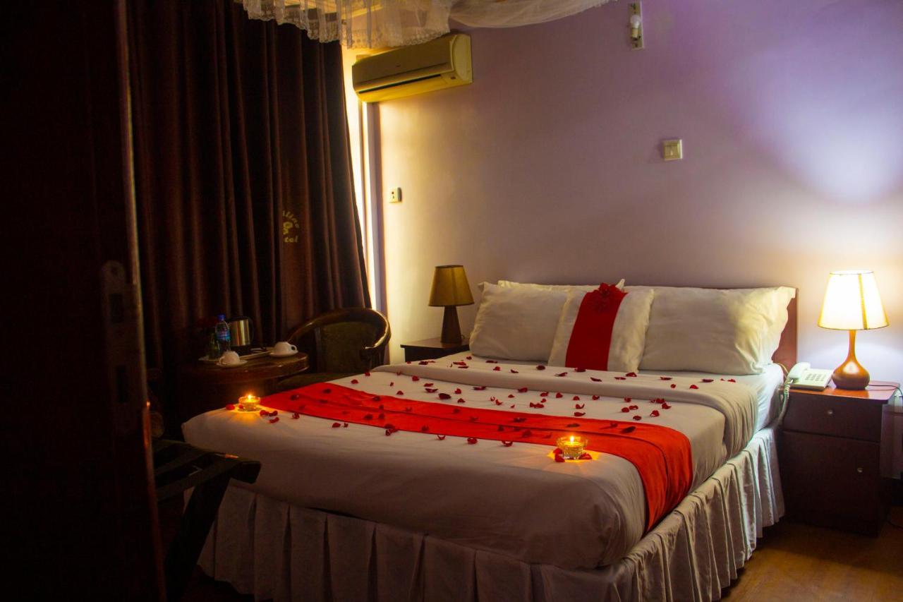 New Hotel Aquiline 아루샤 외부 사진
