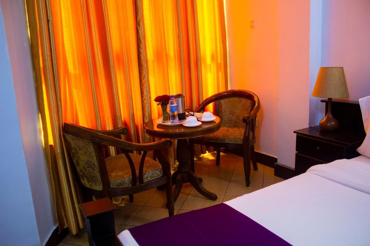 New Hotel Aquiline 아루샤 외부 사진