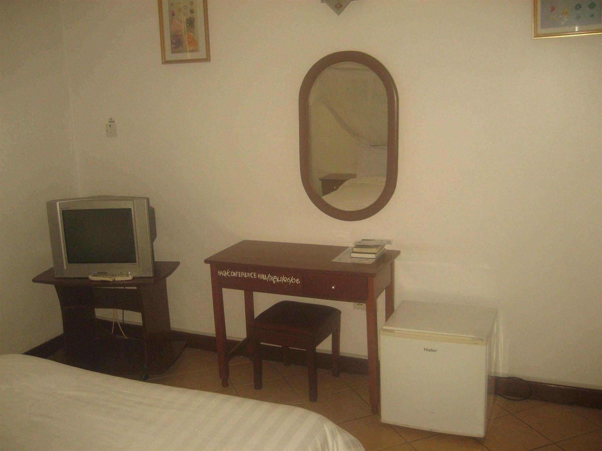 New Hotel Aquiline 아루샤 외부 사진